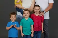 24-004-celine-desmis-famille